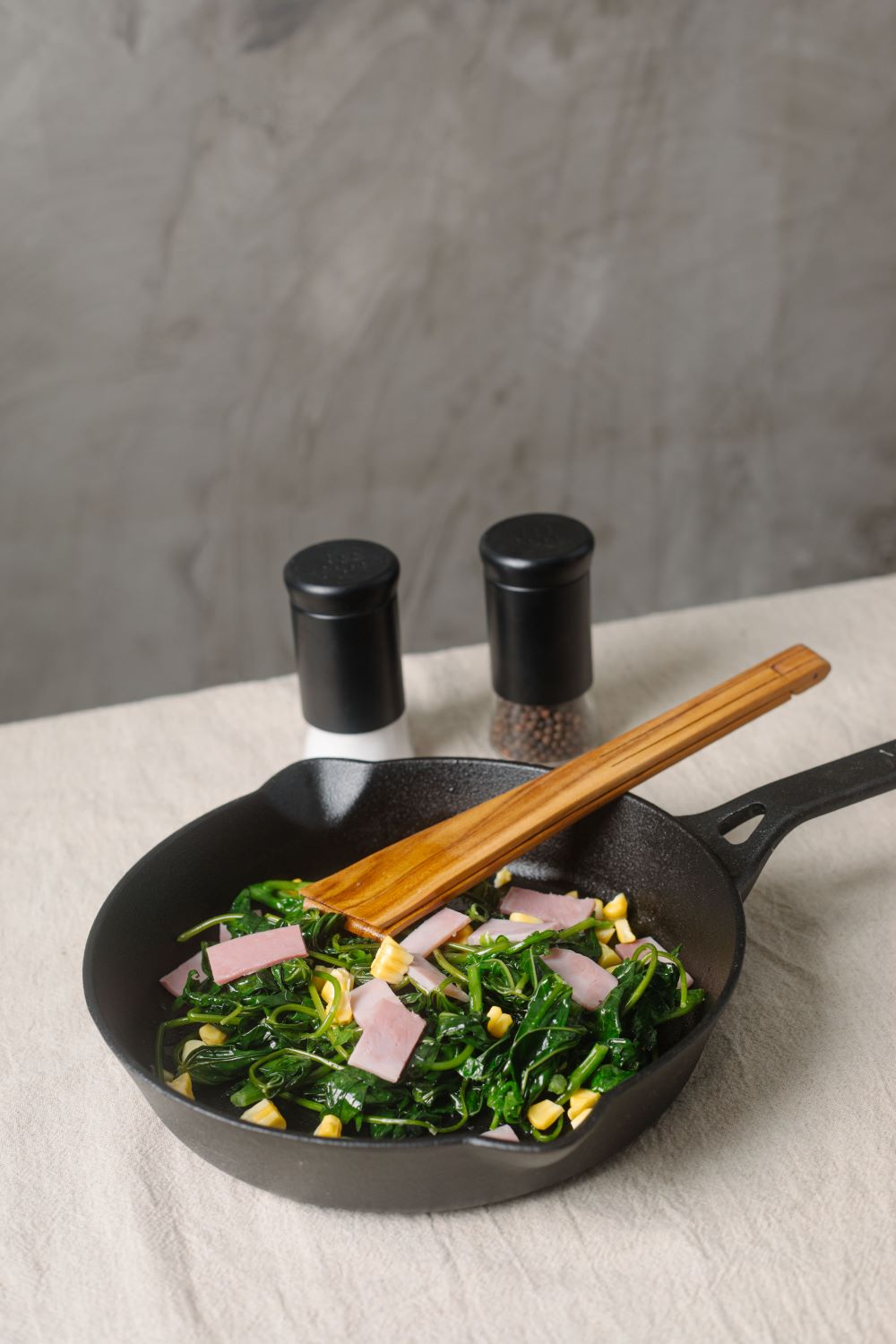 Folding Wooden Food Tongs (2 Sizes)